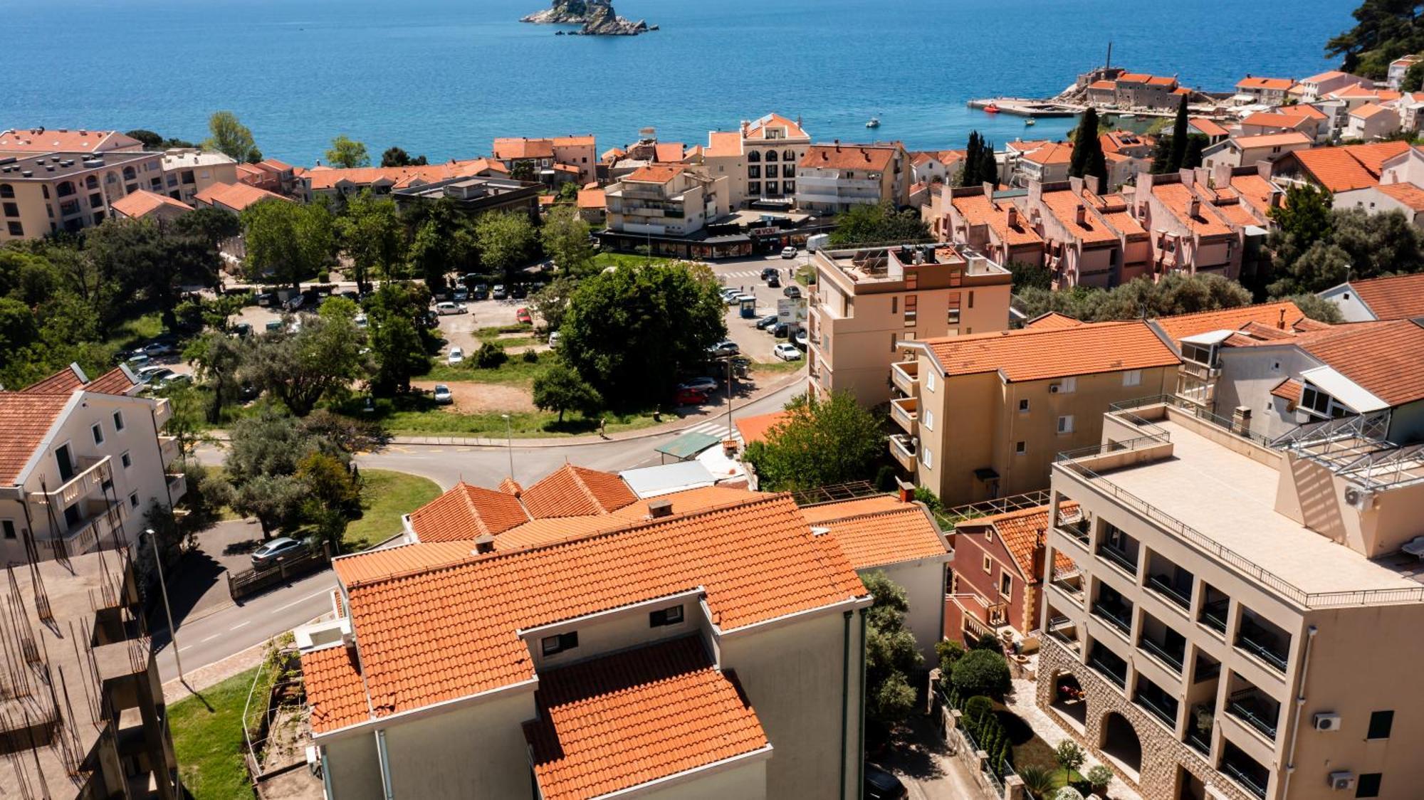 Guest House Medin Petrovac Екстер'єр фото